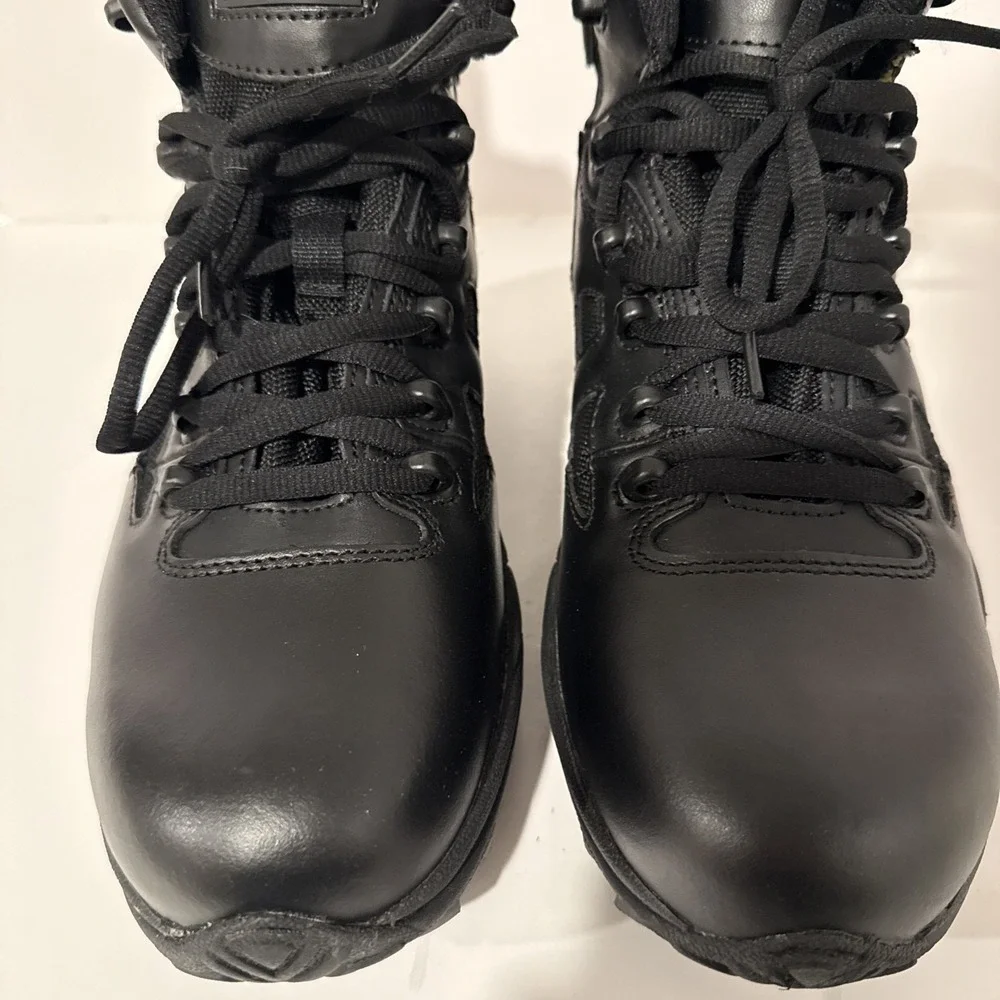 REEBOK 6